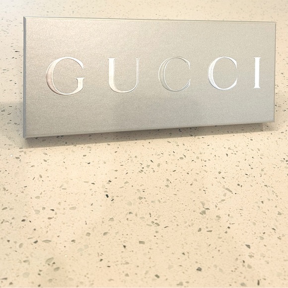 Gucci Stationary - Picture 3 of 3